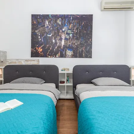 Comfort Apartment *